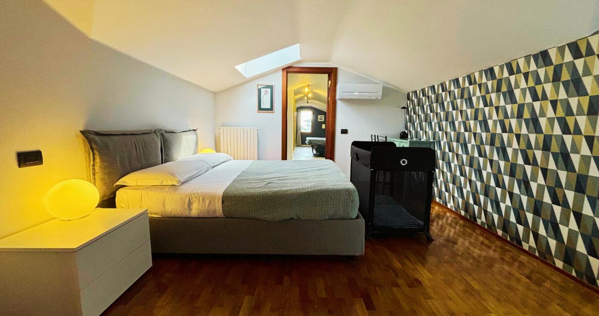 B&B Casa Ceruti Villa Guardia Bagian luar foto