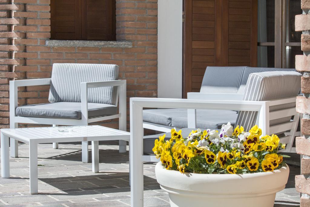 B&B Casa Ceruti Villa Guardia Bagian luar foto